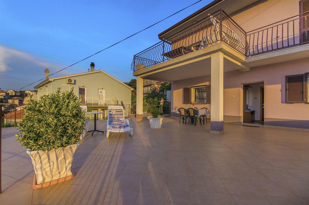 Apartment Marijana Trogir Eksteriør billede
